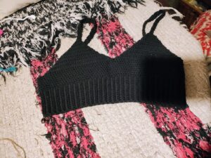 Crop Top Negro Básico